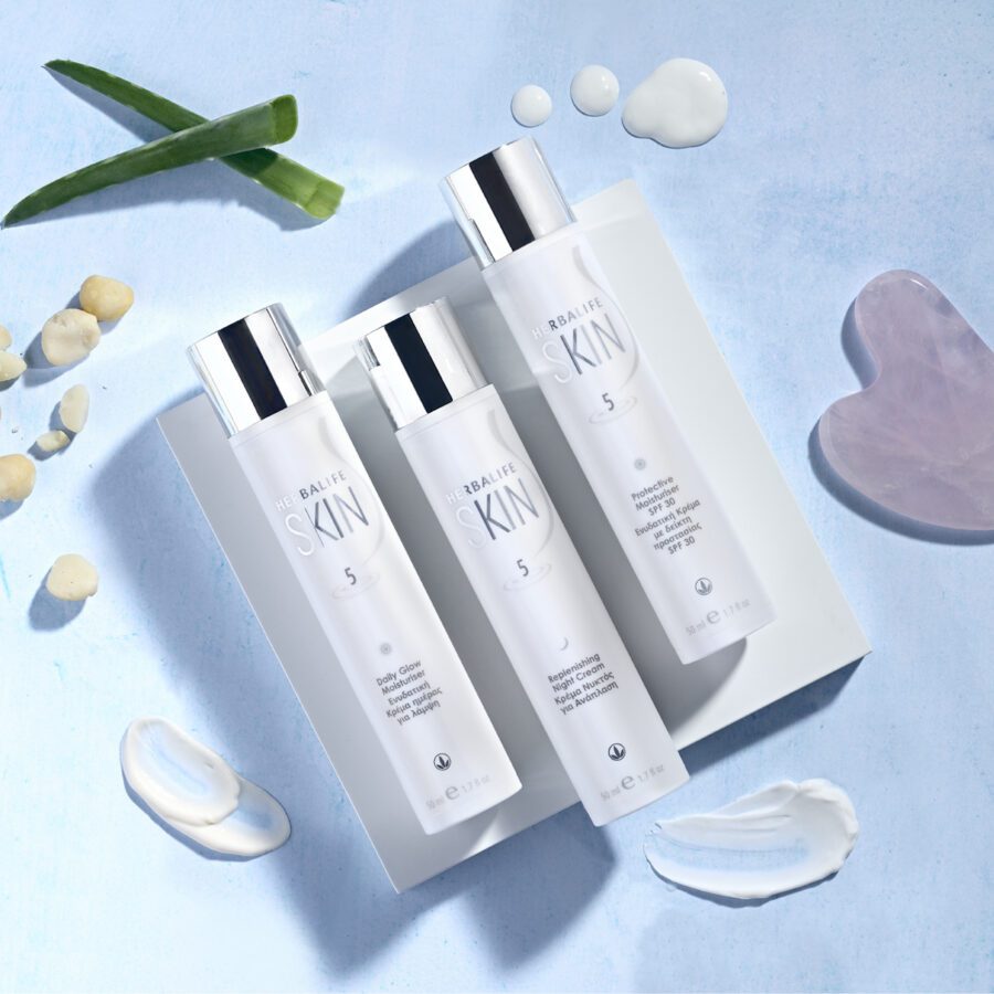 Daily Glow Moisturiser - SKIN - Image 2
